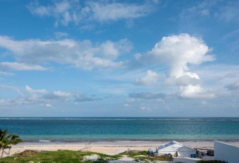 هتل Vela S Condos Ocean Front