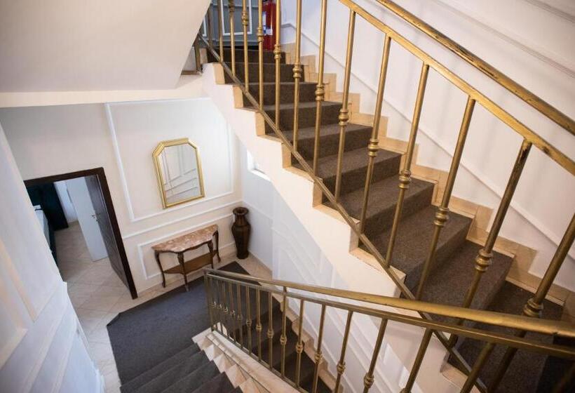 בית מלון כפרי Vila Sanremo