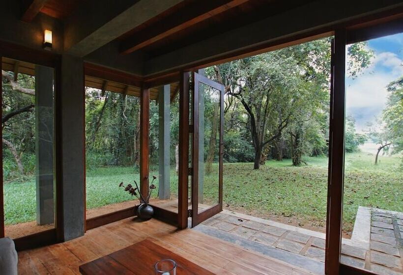 Отель Wild Grass Nature Resort