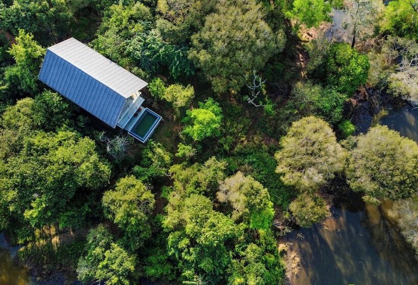 Отель Wild Grass Nature Resort