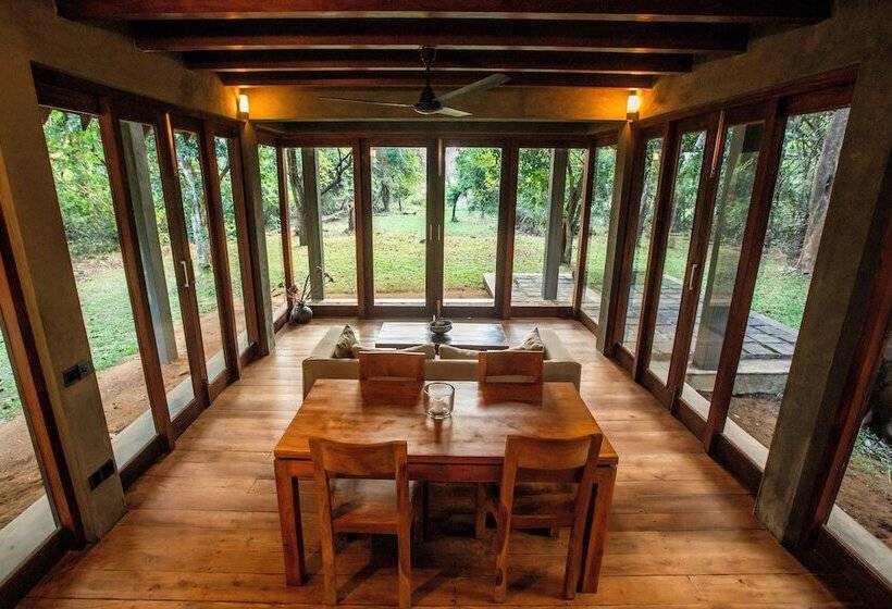 Отель Wild Grass Nature Resort