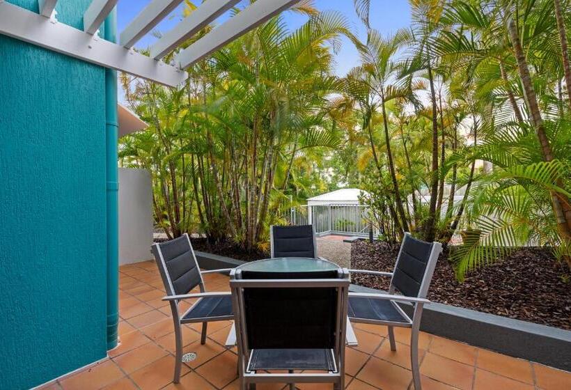 Kings Bay Apartments