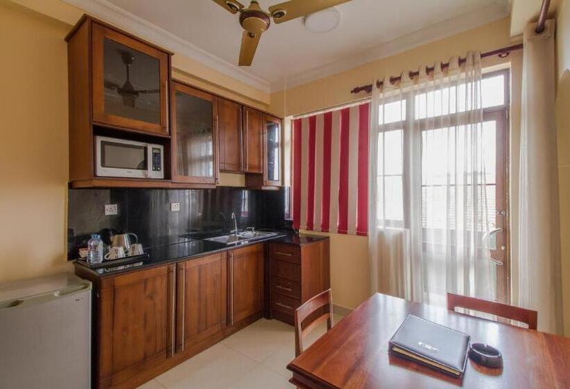 Lafala Hotel & Service Apartment