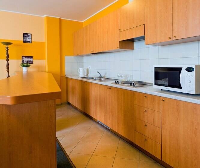 Master Hotel Kotelniki