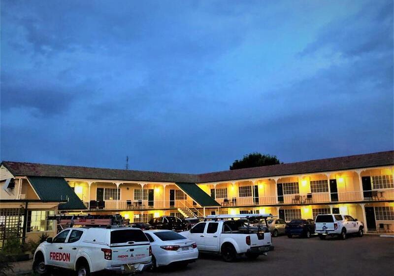 מוטל Bradman Motor Inn