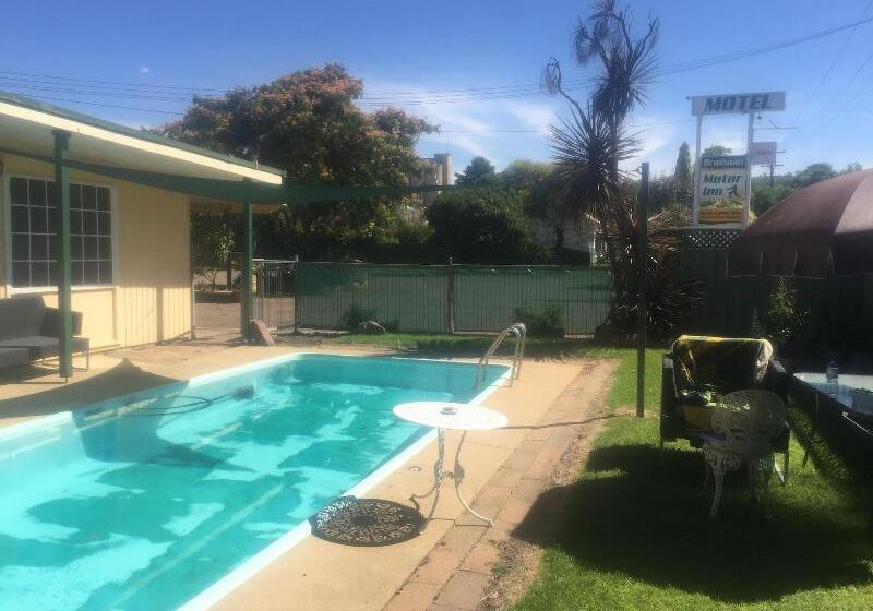 מוטל Bradman Motor Inn