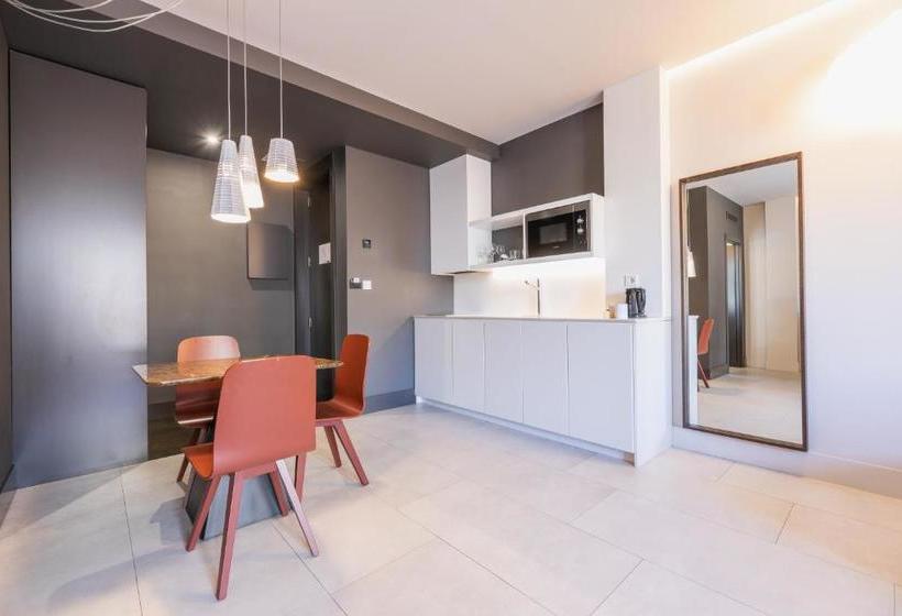 Myr  Plaza Mercado & Spa