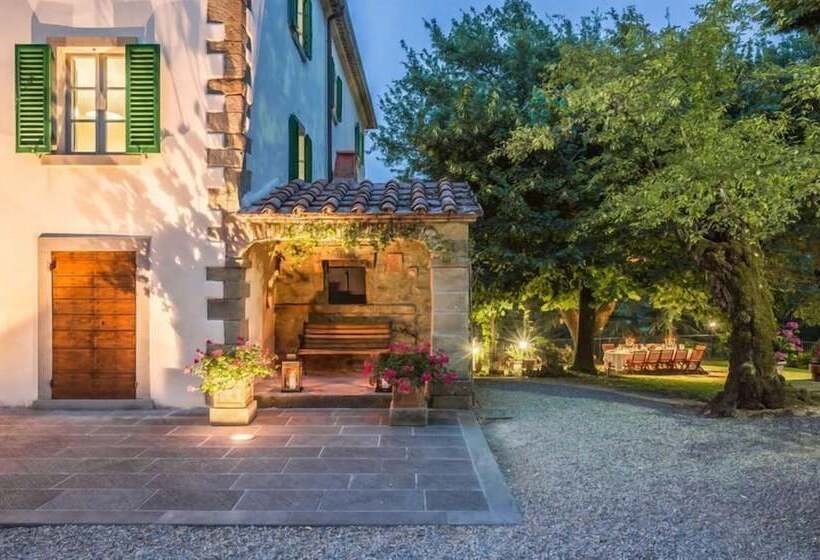 Palazzo Rosadi By Posarellivillas