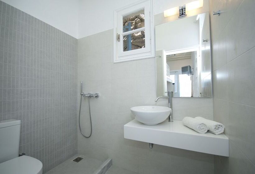 פנסיון Asimina