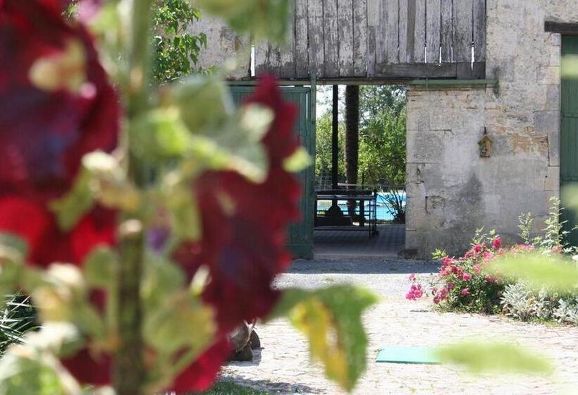 펜션 Domaine De Chantageasse