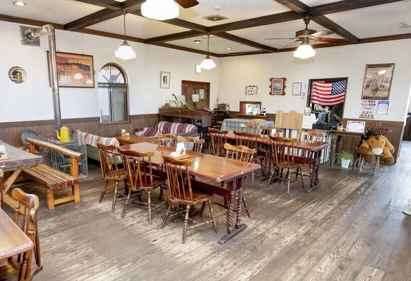 پانسیون El Patio Ranch