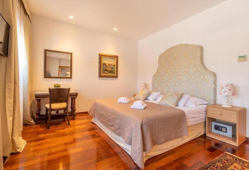 بنسيون B&b Heritage Villa Apolon