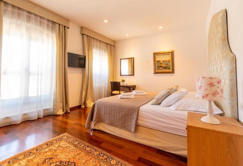 بنسيون B&b Heritage Villa Apolon