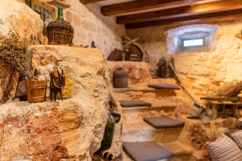 بنسيون B&b Heritage Villa Apolon