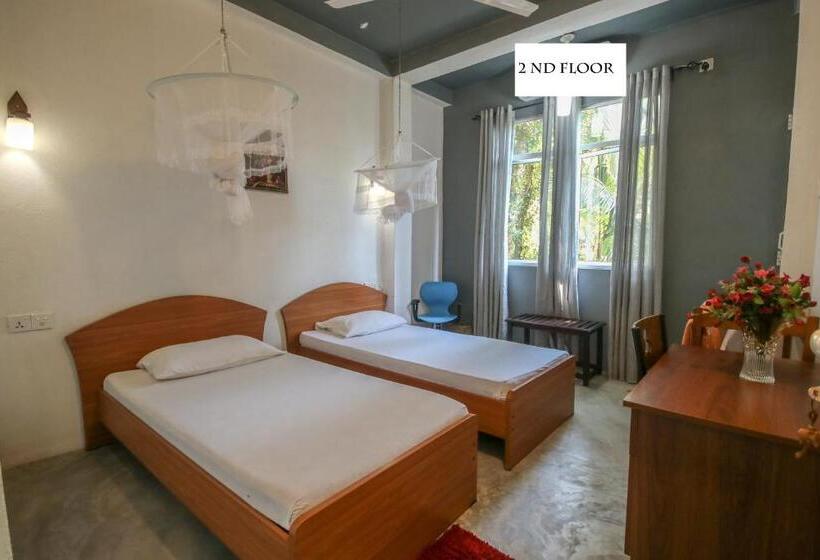 بنسيون Holiday Inn Unawatuna