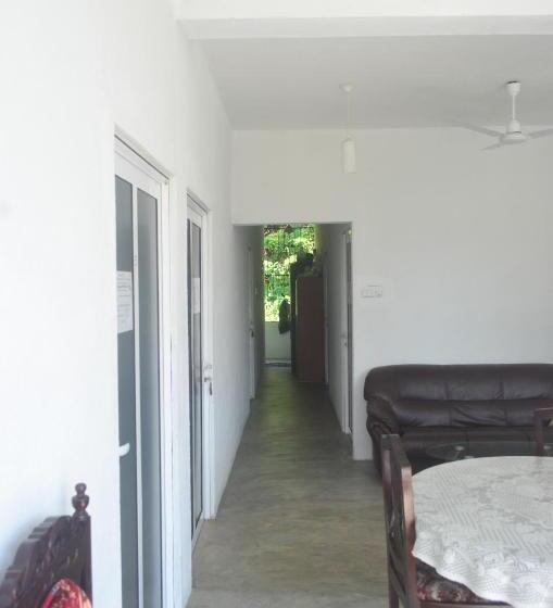 بنسيون Holiday Inn Unawatuna