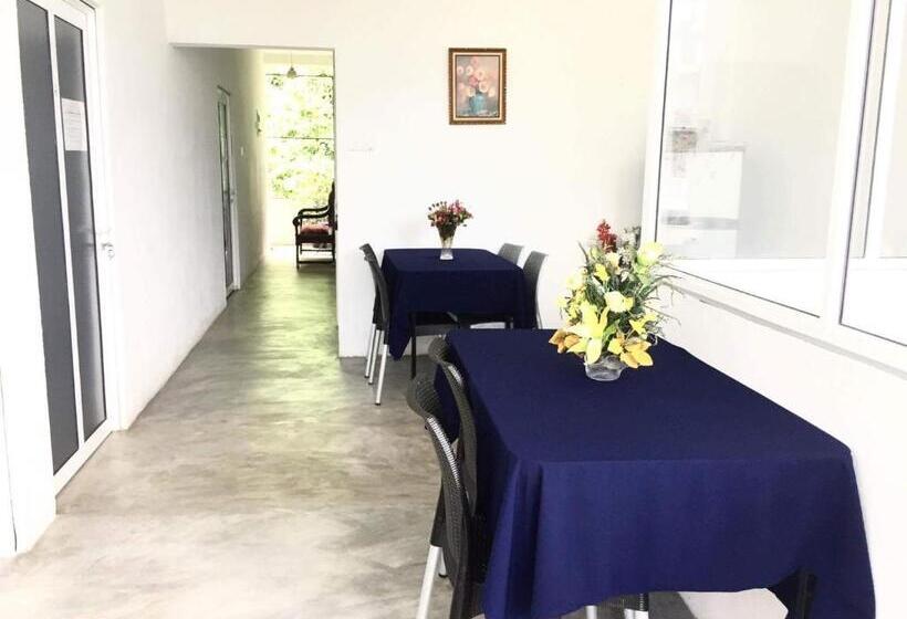 بنسيون Holiday Inn Unawatuna