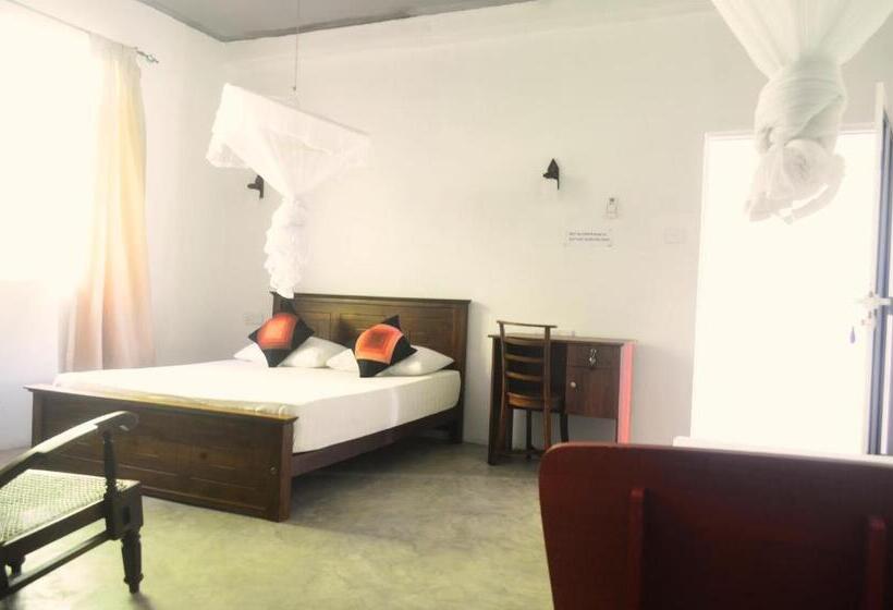 بنسيون Holiday Inn Unawatuna