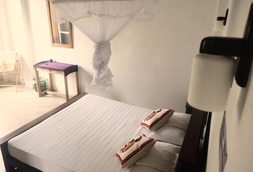 بنسيون Holiday Inn Unawatuna