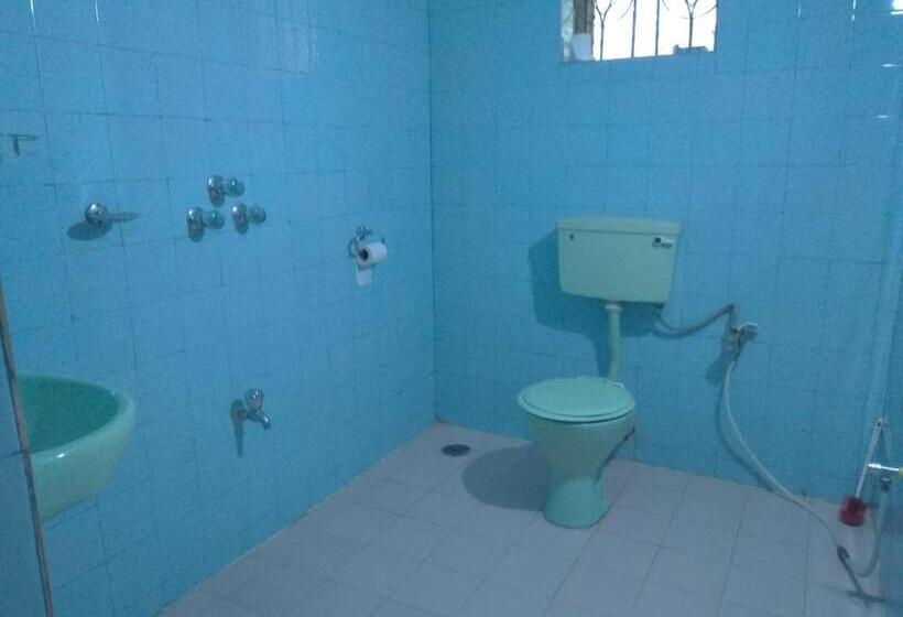 פנסיון Jes Guest House