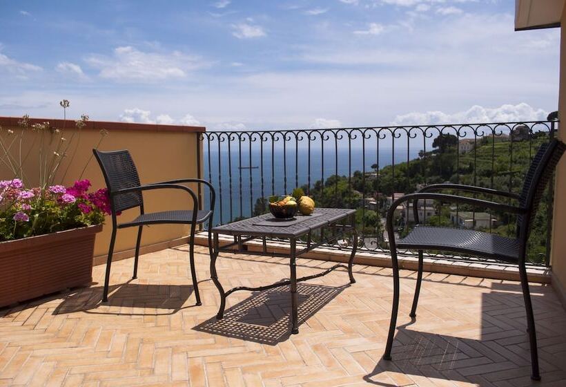 פנסיון Residence Zelzar