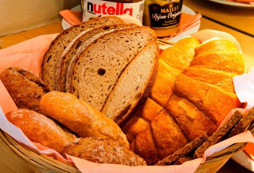 ペンション Schneiders Boutique