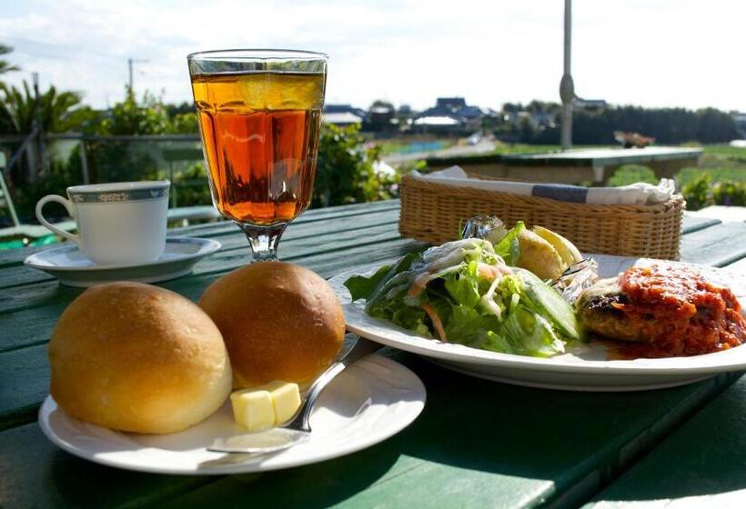 Пансион Shirahama Club