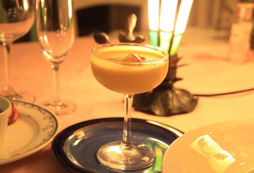 Пансион Shirahama Club