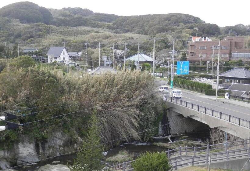 Пансион Shirahama Club