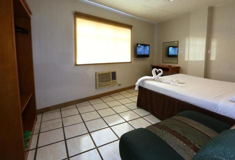 פנסיון Value Star Inn