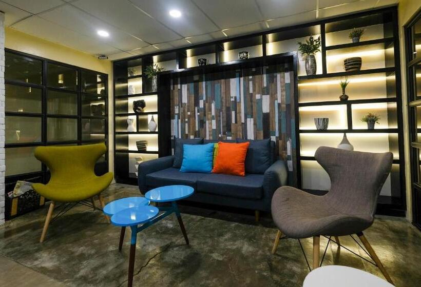 פנסיון Value Star Inn