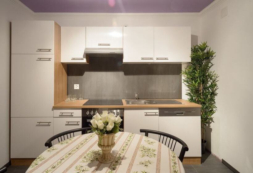 بنسيون Villa Linde