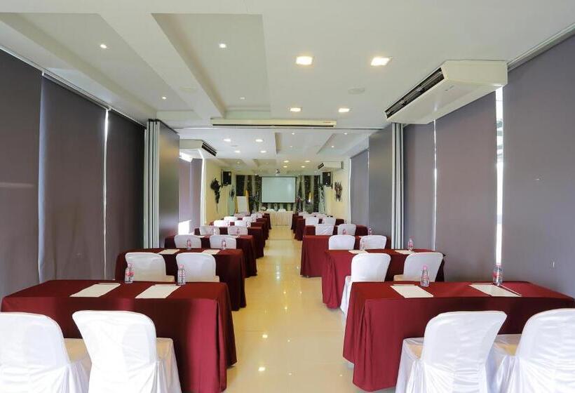 Play La Ploen Boutique Resort