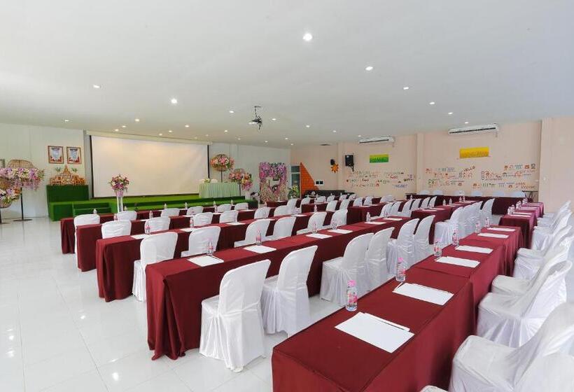 Play La Ploen Boutique Resort