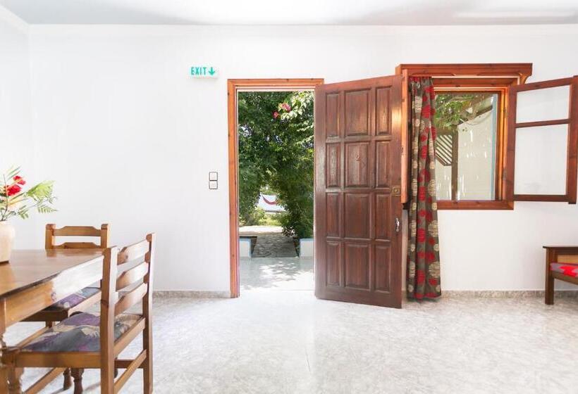 Saint Nicolas Bungalows