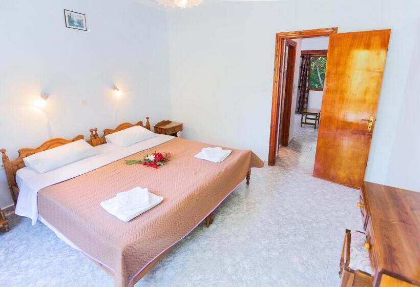 Saint Nicolas Bungalows