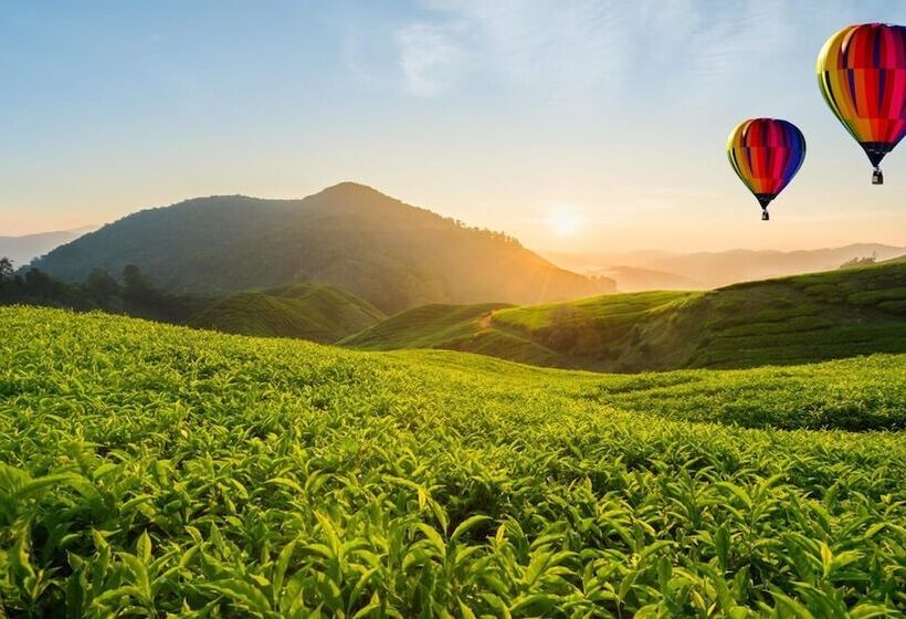 Sundaras Resort & Spa