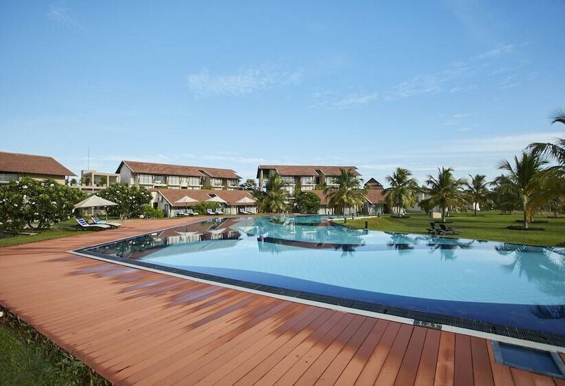 The Calm Resort & Spa