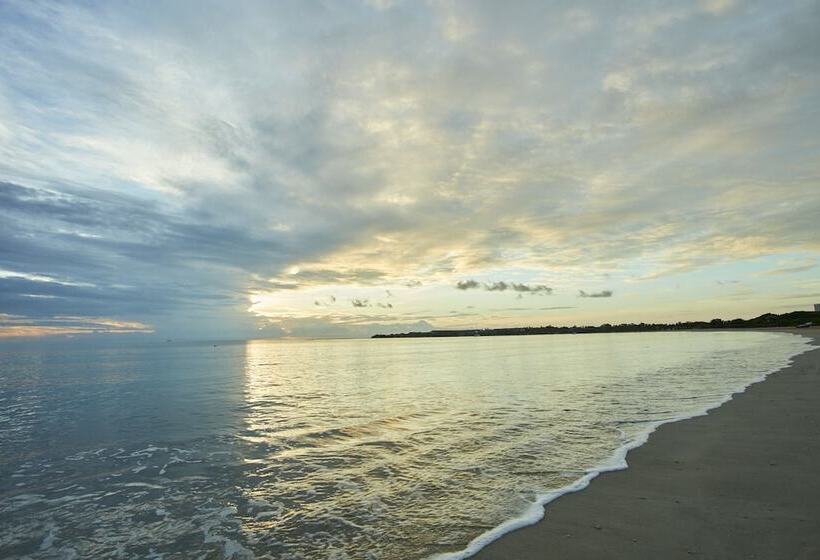 The Calm Resort & Spa