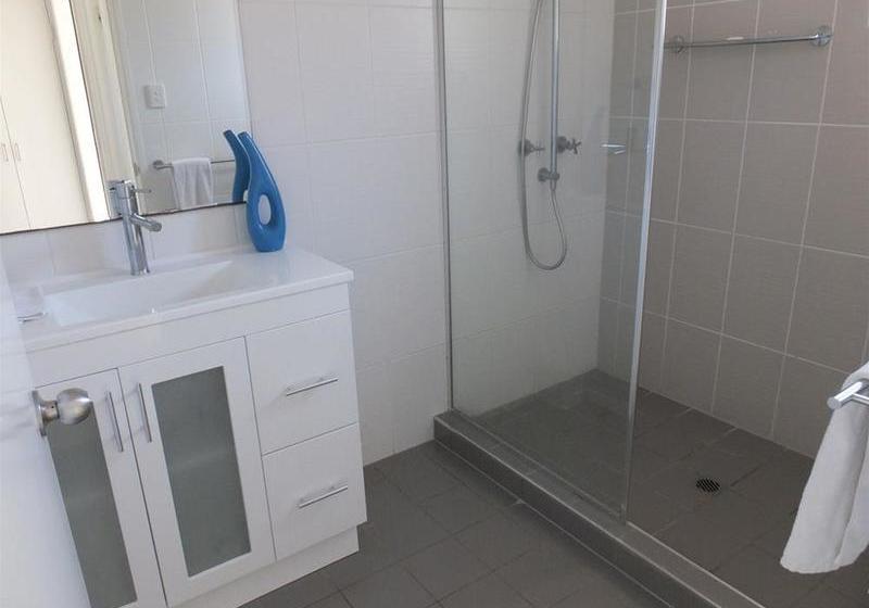 The Shores Holiday Apartments