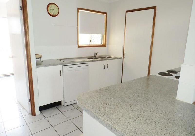 The Shores Holiday Apartments