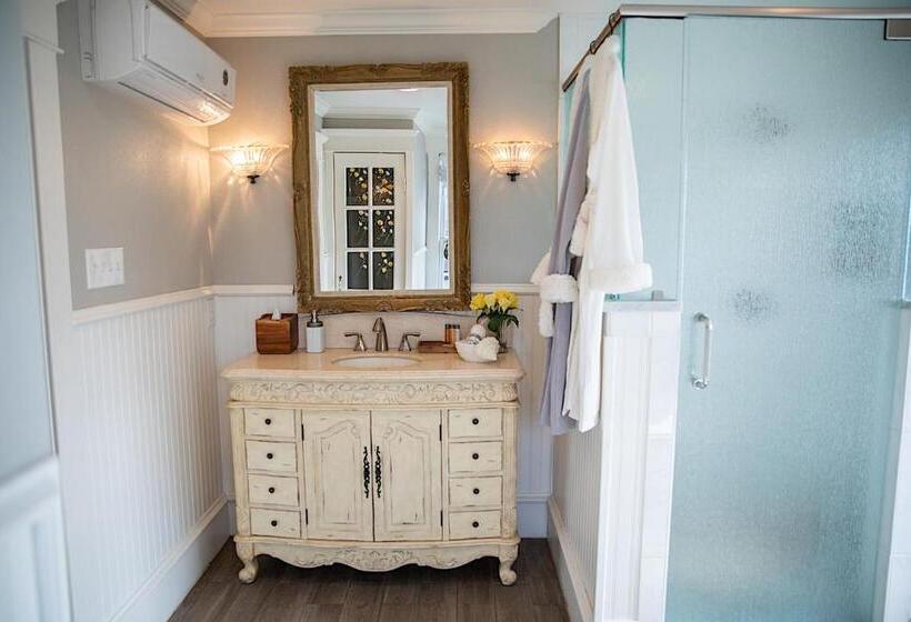 צימר Red Gate Inn