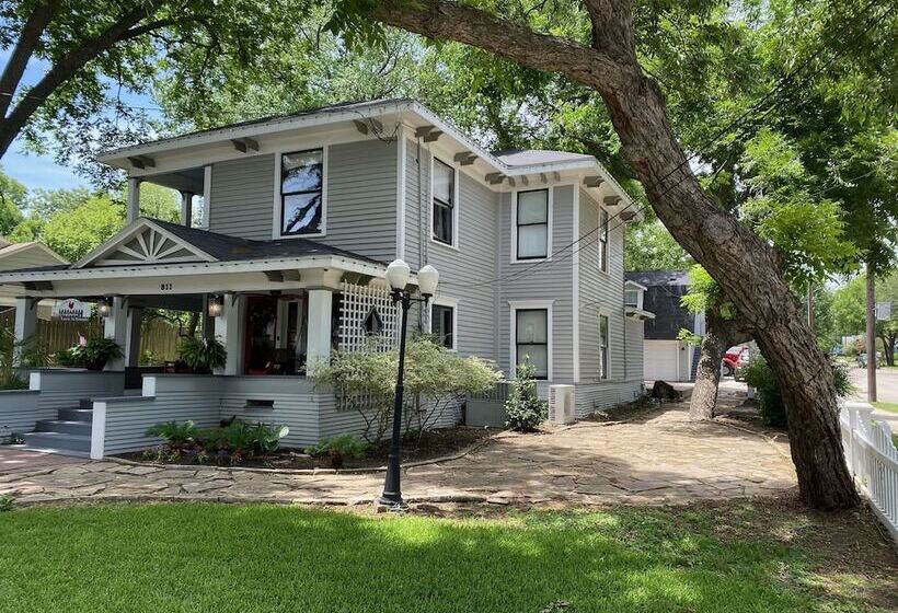 צימר Red Gate Inn