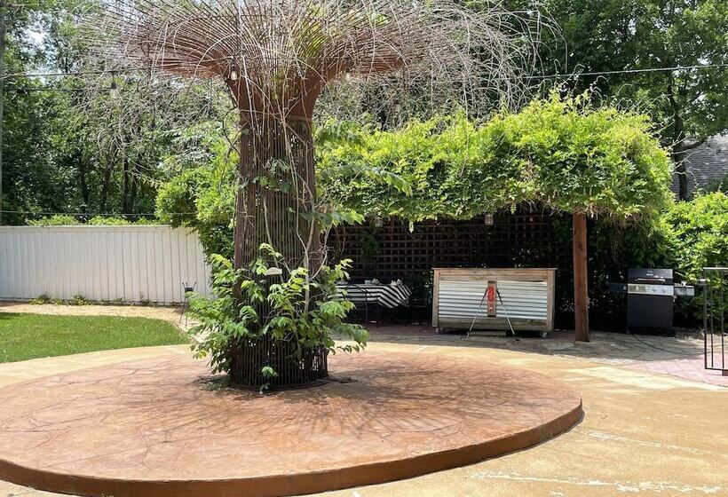 צימר Red Gate Inn