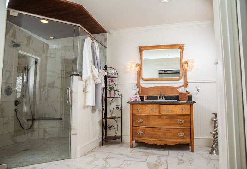 צימר Red Gate Inn