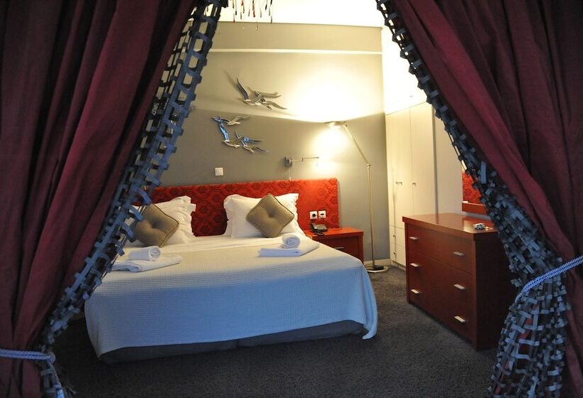 Ceragio Hotel & Apartments