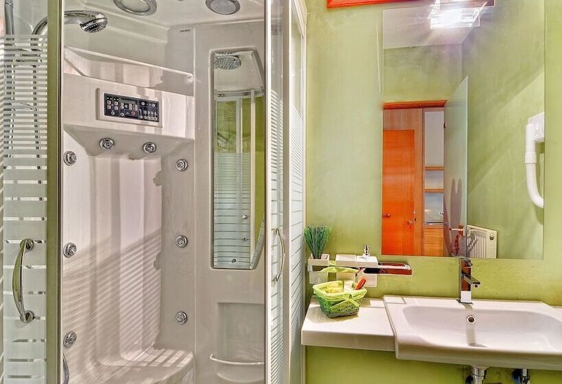 Dilofo Hotel Luxury Suites