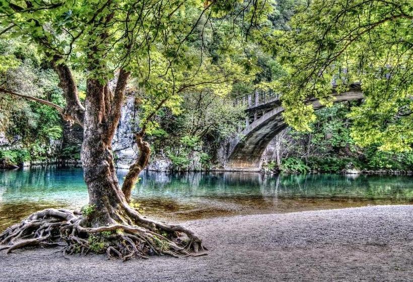 Dilofo Hotel Luxury Suites