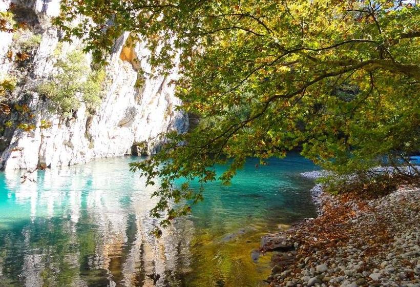 Dilofo Hotel Luxury Suites