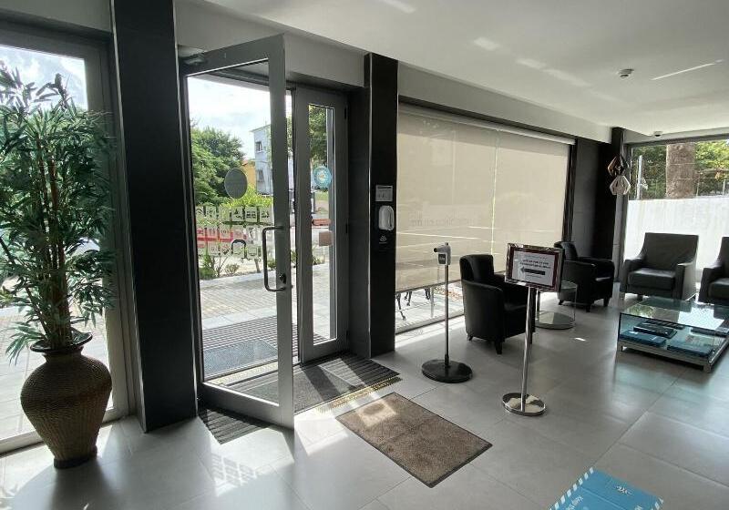 Отель Africa Maputo Business